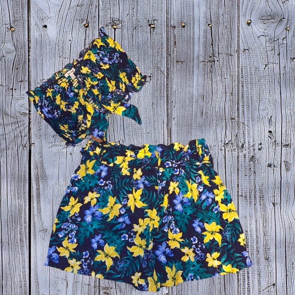 Floral Bliss Self Tube Top & Short Set